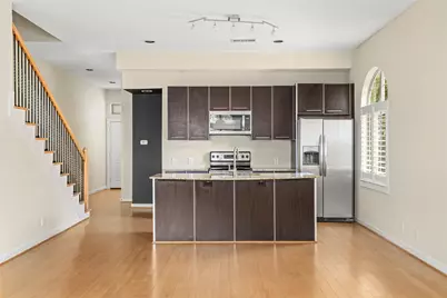 802 Jackson Hill Street #201, Houston, TX 77007 - Photo 9