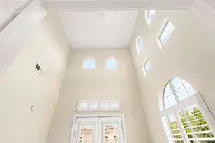 802 Jackson Hill St, Houston, TX 77007 - Photo 15