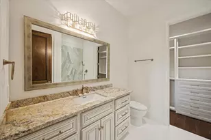 318 Knipp Rd, Houston, TX 77024 - Photo 31