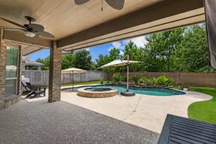 19719 Raccoon Holw Wy, Cypress, TX 77433 - Photo 39