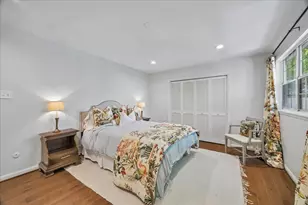 10926 Wickwild St, Hunters Creek Village, TX 77024 - Photo 25