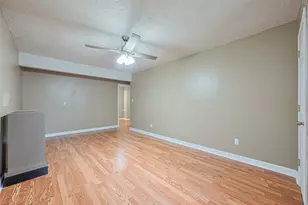 3319 Sycamore Springs Dr, Houston, TX 77339 - Photo 17