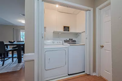 3319 Sycamore Springs Drive, Houston, TX 77339 - Photo 25