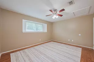 3319 Sycamore Springs Dr, Houston, TX 77339 - Photo 11