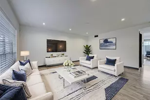 6326 Chevy Chase Dr, Houston, TX 77057 - Photo 1