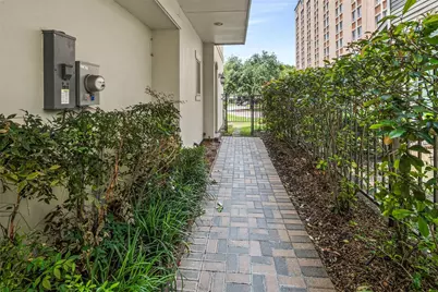 22 Hermann Park Court, Houston, TX 77021 - Photo 27