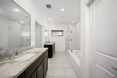 22 Hermann Park Court, Houston, TX 77021 - Photo 15