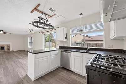 3102 Lakefield Way, Sugar Land, TX 77479 - Photo 17