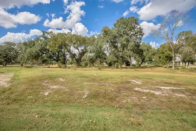 2710 Whispering Pine Drive, Alvin, TX 77511 - Photo 3