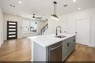 4501 Newberry St, Houston, TX 77051 - Photo 5