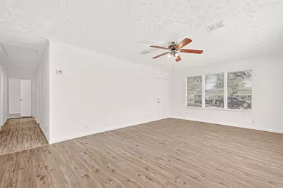 14205 Stoneshire Street, Houston, TX 77060 - Photo 9