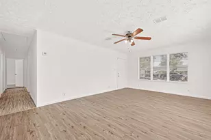 14205 Stoneshire St, Houston, TX 77060 - Photo 9