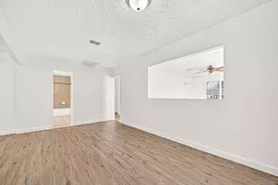 14205 Stoneshire St, Houston, TX 77060 - Photo 13