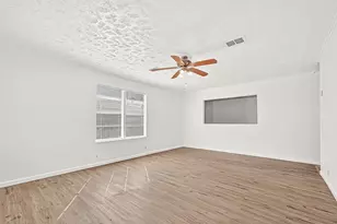 14205 Stoneshire St, Houston, TX 77060 - Photo 7