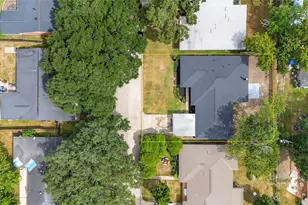 903 Rosewood Dr, Baytown, TX 77520 - Photo 47