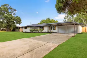 903 Rosewood Dr, Baytown, TX 77520 - Photo 3