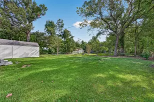 321 S Arcola St, Angleton, TX 77515 - Photo 27