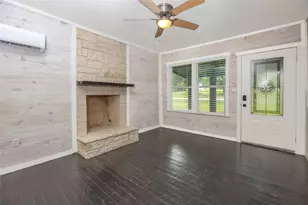 2283 Tigerpoint Rd, Brenham, TX 77833 - Photo 9