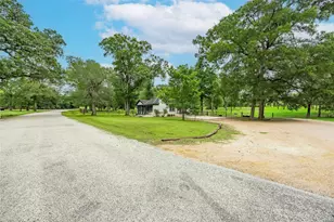 2283 Tigerpoint Rd, Brenham, TX 77833 - Photo 5