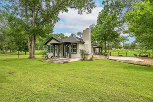 2283 Tigerpoint Rd, Brenham, TX 77833 - Photo 7
