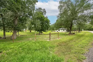 2283 Tigerpoint Rd, Brenham, TX 77833 - Photo 27