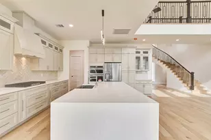 2021 Marnel Rd, Houston, TX 77055 - Photo 17