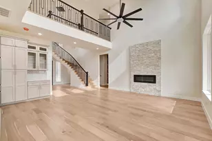 2021 Marnel Rd, Houston, TX 77055 - Photo 11