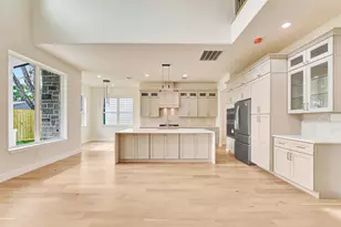 2021 Marnel Rd, Houston, TX 77055 - Photo 11