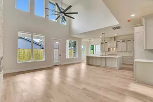 2021 Marnel Rd, Houston, TX 77055 - Photo 9