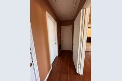 809 W Semands, Conroe, TX 77301 - Photo 5