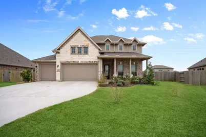 14910 Lake Shore Avenue, Baytown, TX 77523 - Photo 1