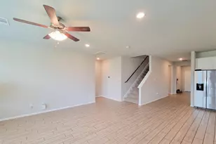 24811 Crimson Pine Dr, Houston, TX 77336 - Photo 11