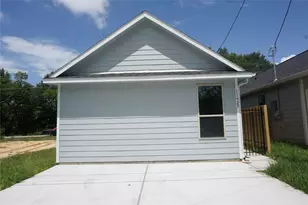 11925 Nelwood, Willis, TX 77318 - Photo 1