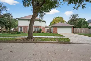 2431 Parkwood Ln, Sugar Land, TX 77479 - Photo 27