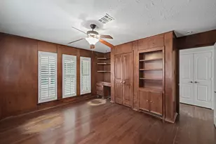 23 Amherst Ct, Conroe, TX 77304 - Photo 15
