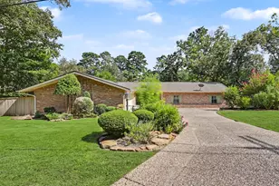 23 Amherst Ct, Conroe, TX 77304 - Photo 1