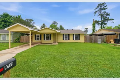 9715 Courben Lane, Houston, TX 77078 - Photo 1