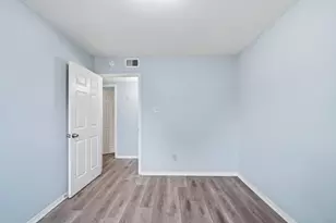 9715 Courben Ln, Houston, TX 77078 - Photo 19
