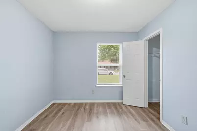 9715 Courben Lane, Houston, TX 77078 - Photo 17