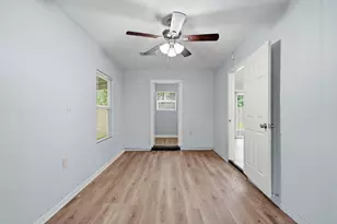 9715 Courben Ln, Houston, TX 77078 - Photo 15