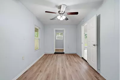 9715 Courben Lane, Houston, TX 77078 - Photo 15