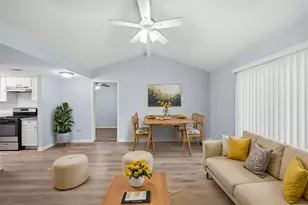 9715 Courben Ln, Houston, TX 77078 - Photo 3
