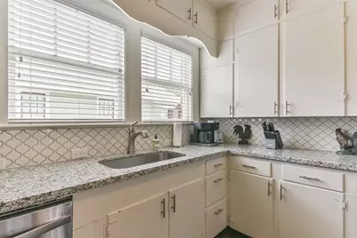 3729 Avenue S 1/2, Galveston, TX 77550 - Photo 19