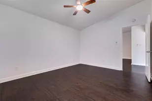 8100 Cambridge St, Houston, TX 77054 - Photo 19