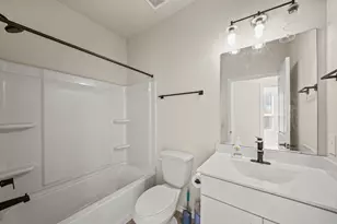 4027 Starbright St St, Houston, TX 77018 - Photo 15