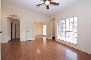 2001 Bering Dr, Houston, TX 77057 - Photo 5