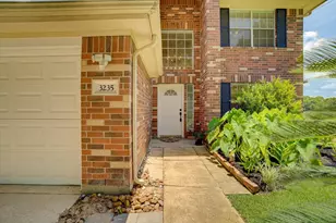3235 Banksfield Ct, Katy, TX 77494 - Photo 3