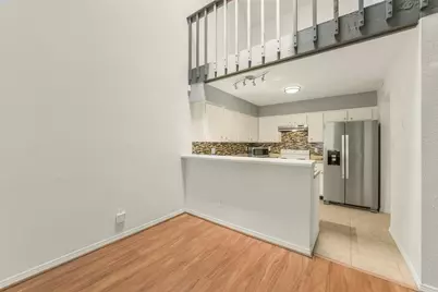 6333 Shadow Tree Drive, Houston, TX 77035 - Photo 11