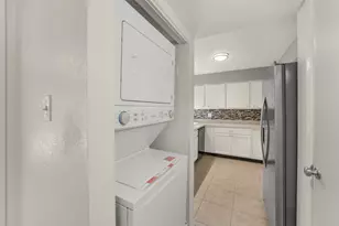 6333 Shadow Tree Dr, Houston, TX 77035 - Photo 19
