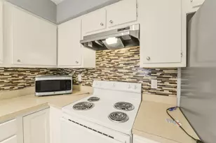 6333 Shadow Tree Dr, Houston, TX 77035 - Photo 15
